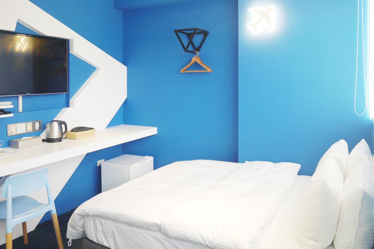 Time Flyer Hotel Taichung Eksteriør billede